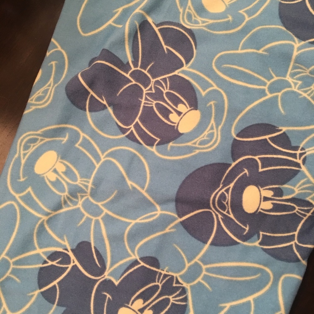 NWT DISNEY LEGGINGS!